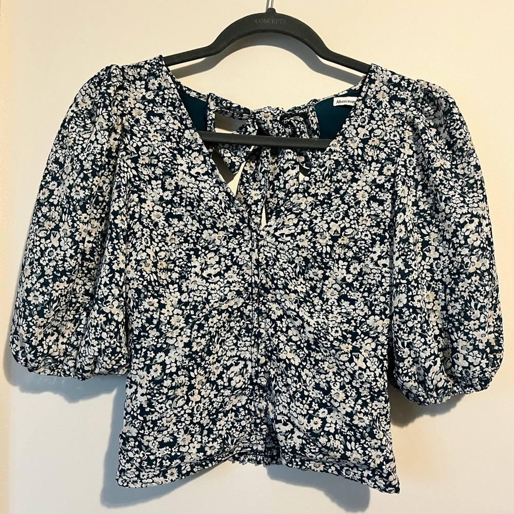 Abercrombie & Fitch Floral Blouse